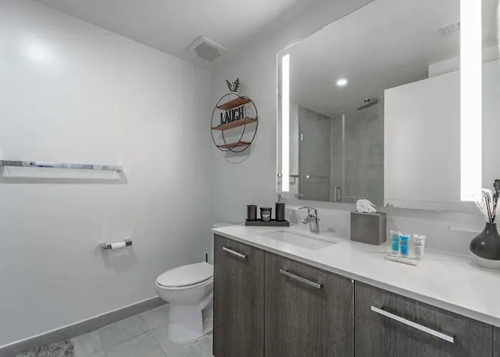 Tr Miami 2 Bedroom, 1 Bedroom, And Studio Condos With Balconies