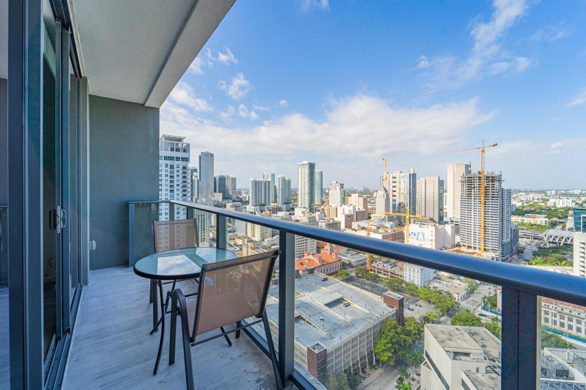 Apartamento Tr 2 Bedroom, 1 Bedroom, And With Balconies Miami